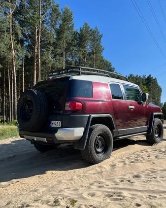 Toyota FJ cena 89000 przebieg: 349000, rok produkcji 2007 z Łomianki małe 436